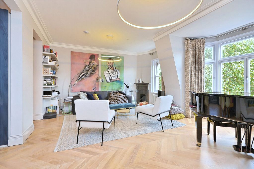 Property photo 1 of 19 Reception Room