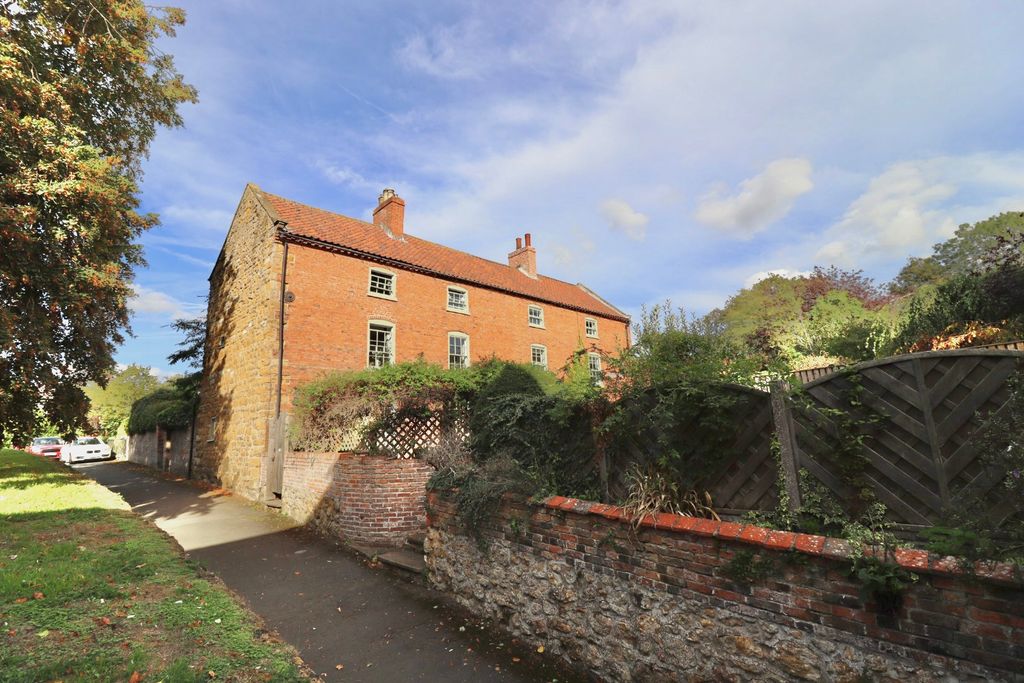 Property photo 1 of 26 Img_2853