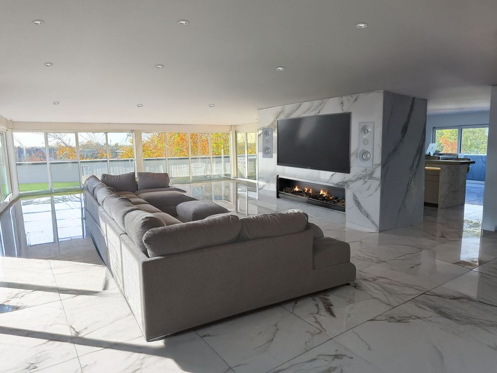 Property photo 2 of 25 Living Area