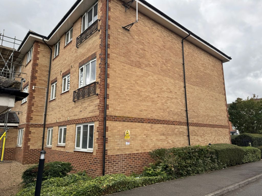 Property photo 2 of 10 Outside Building