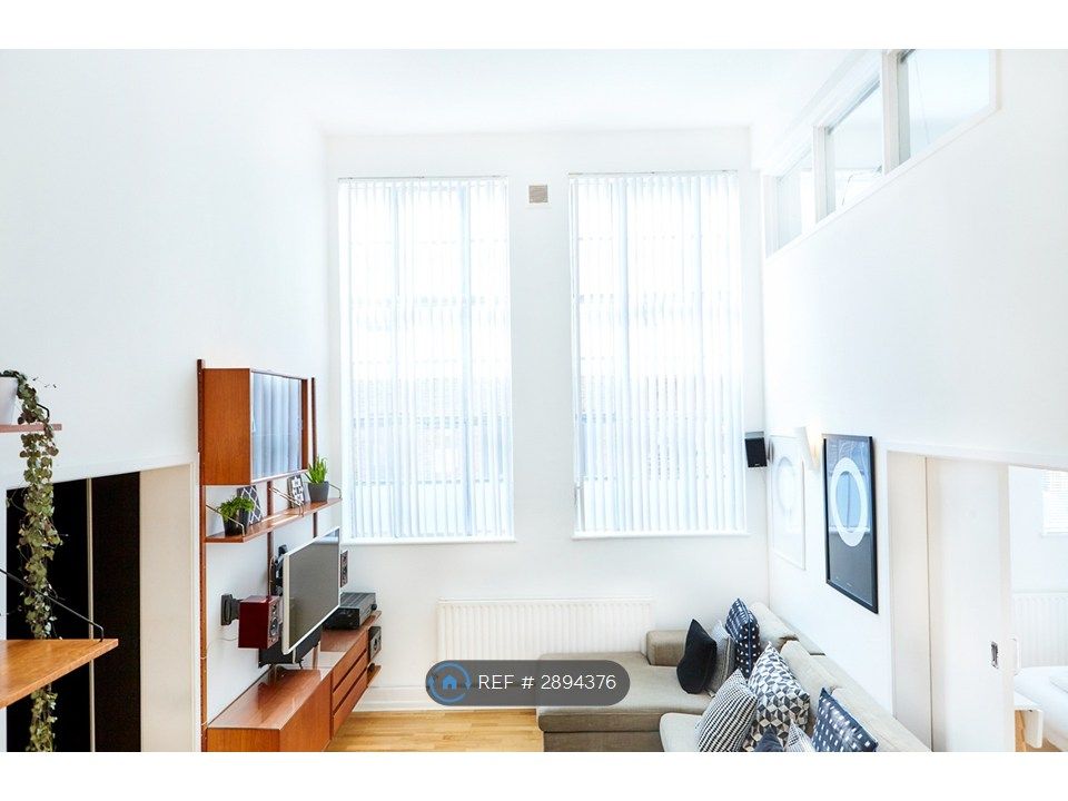 Property photo 1 of 35