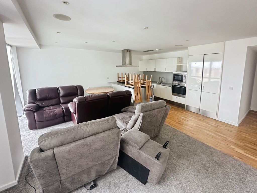 Property photo 1 of 11 Image