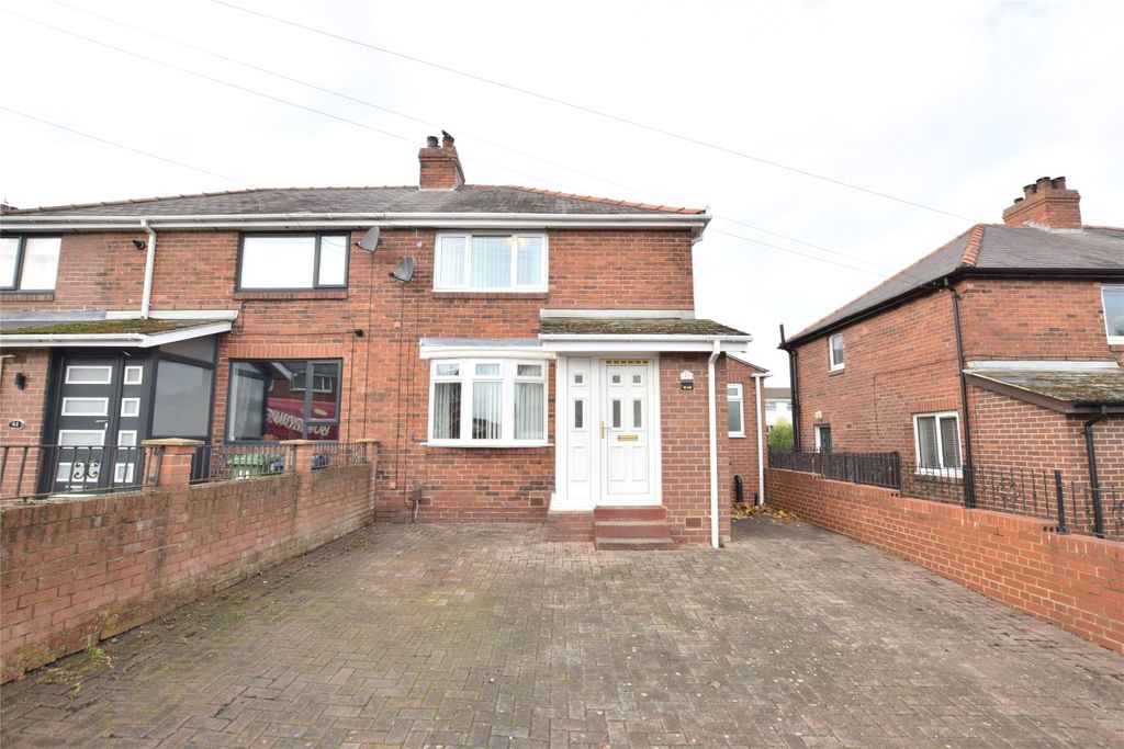 Property photo 1 of 14 External