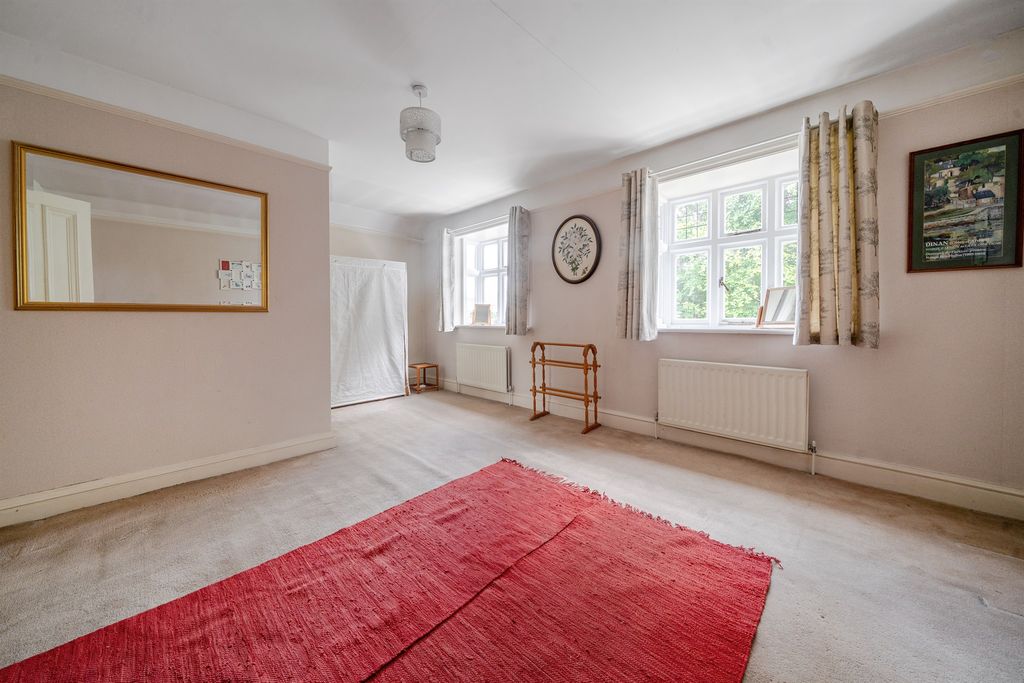 Additional image 6 of 6 bed detached house for saleEllington Road, Taplow, Maidenhead SL6
