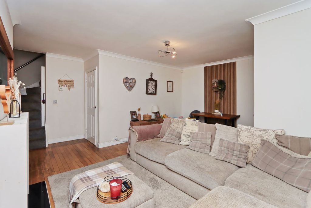 Property photo 3 of 10 Image 3
