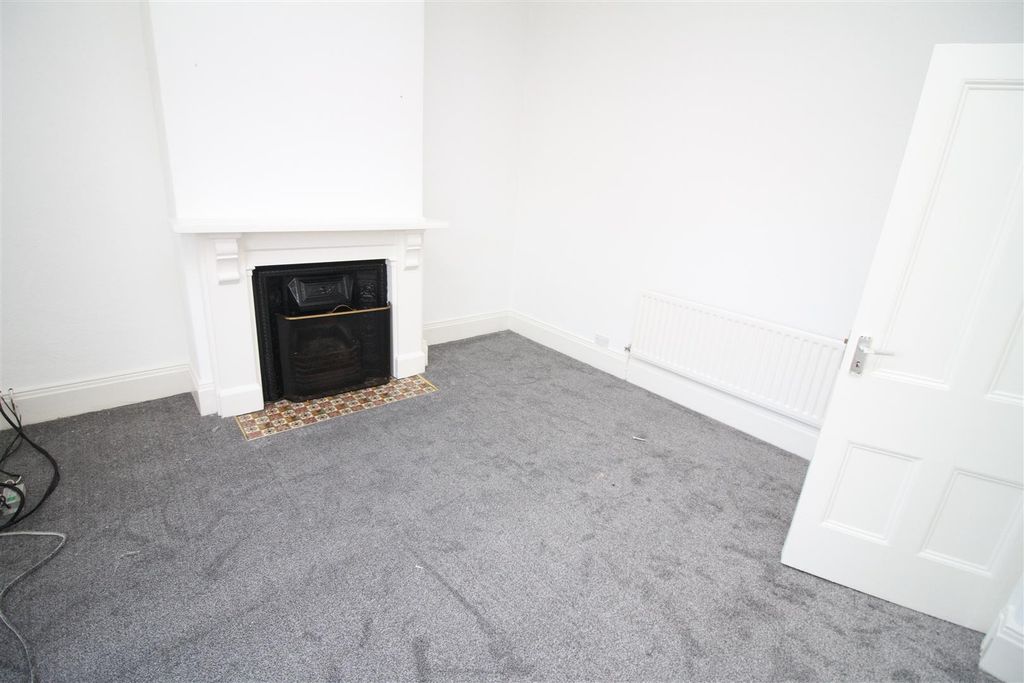 Property photo 2 of 10 Img_6036[1].Jpg