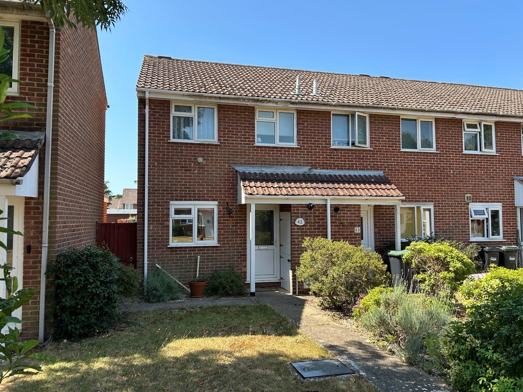 Property photo 1 of 12