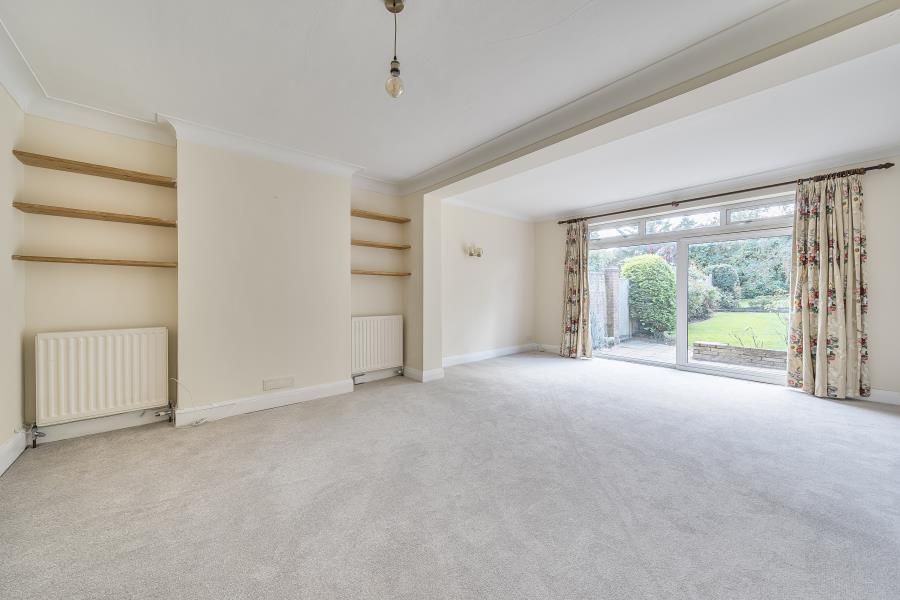 Property photo 2 of 25