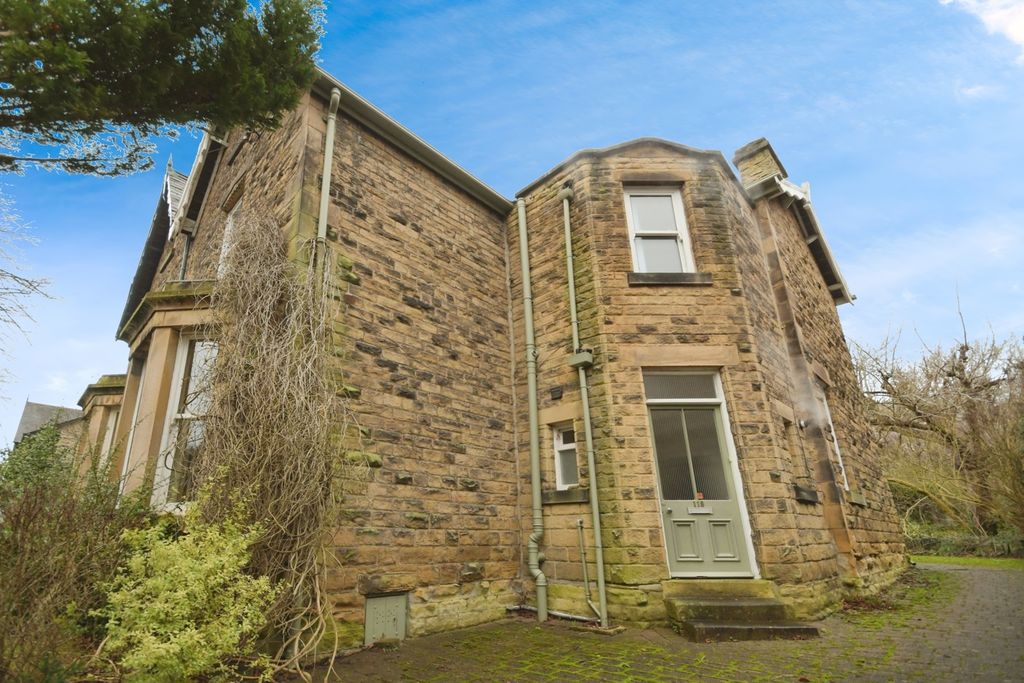 Property photo 2 of 31 Pbox-Img.Jpg