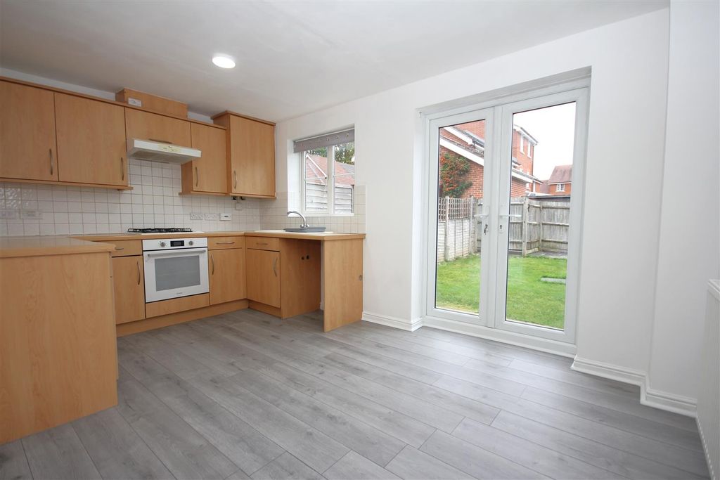 Property photo 3 of 13 Img_2872.Jpg