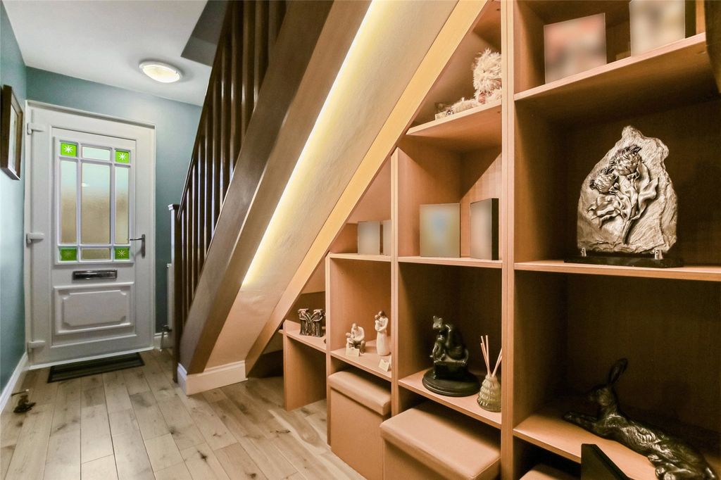 Property photo 3 of 23 Picture No. 03