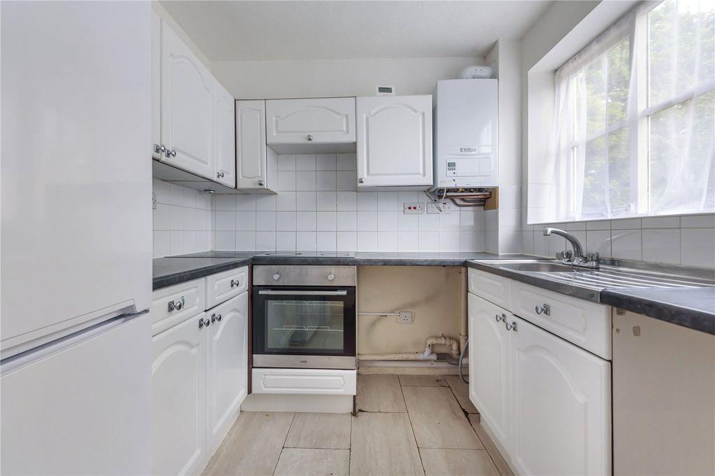 Property photo 3 of 12 Picture No. 06