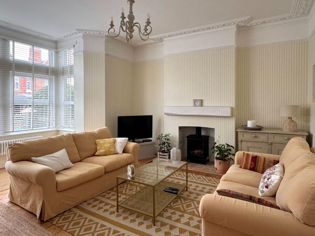 Property photo 3 of 32 Reception Room 1