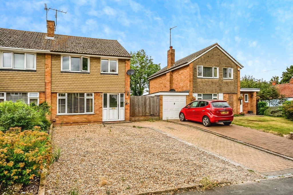 Property photo 3 of 38
