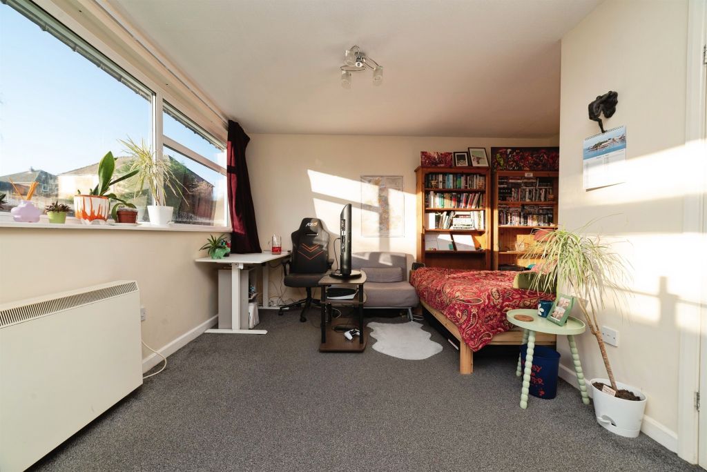 Property photo 3 of 20