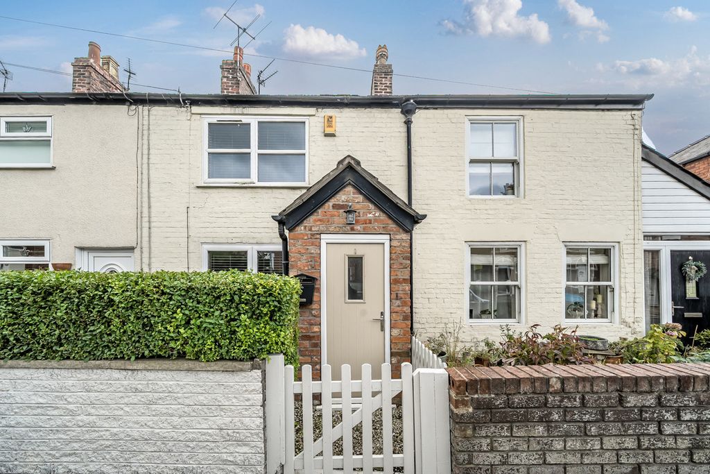 Property photo 1 of 13
