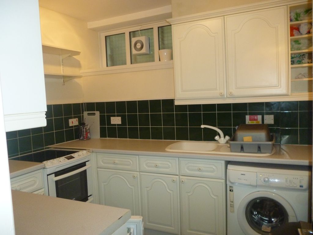 Property photo 2 of 6