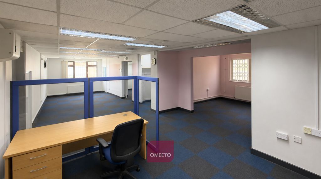 Property photo 1 of 3 Offices To Let