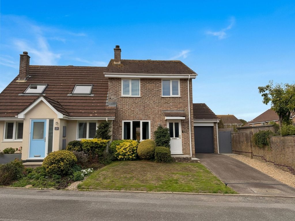 Property photo 1 of 23