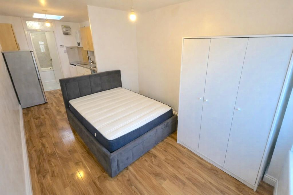 Property photo 1 of 3 5321626E-2114-4743-92B3-2E8F488Fb677.Png