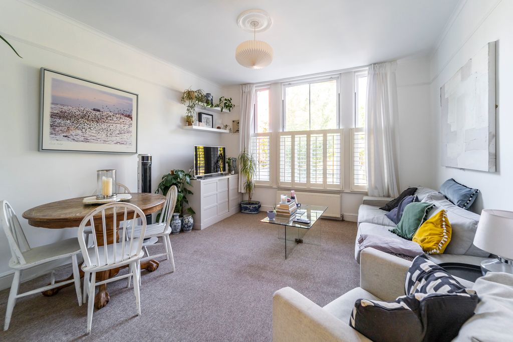 Property photo 1 of 10 Ndb06328