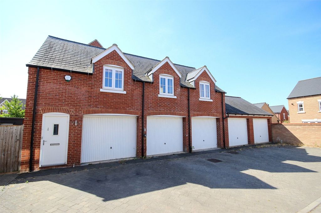 Property photo 1 of 10 Picture No. 17