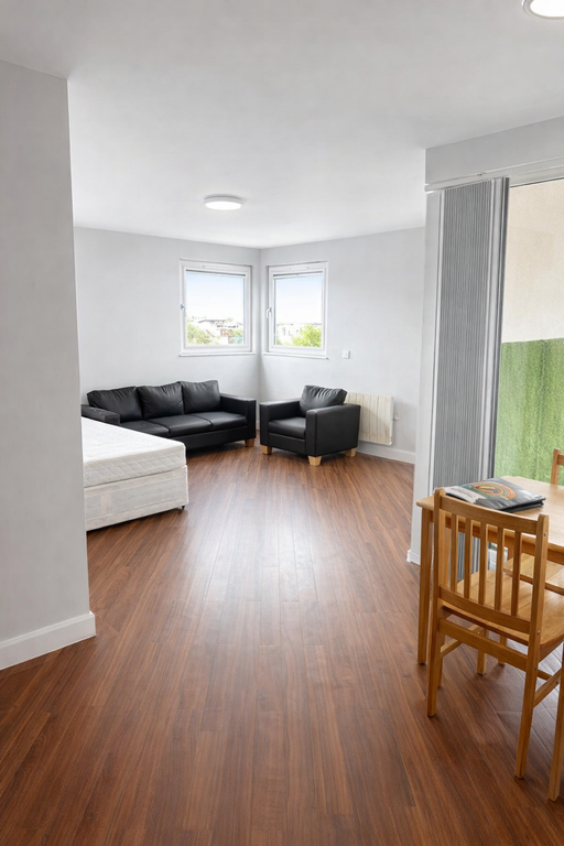 Property photo 3 of 5