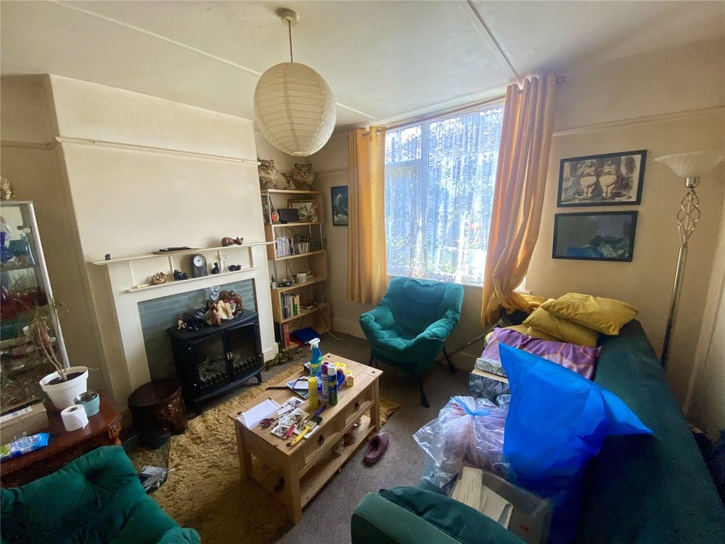 Property photo 3 of 14 Picture No. 05
