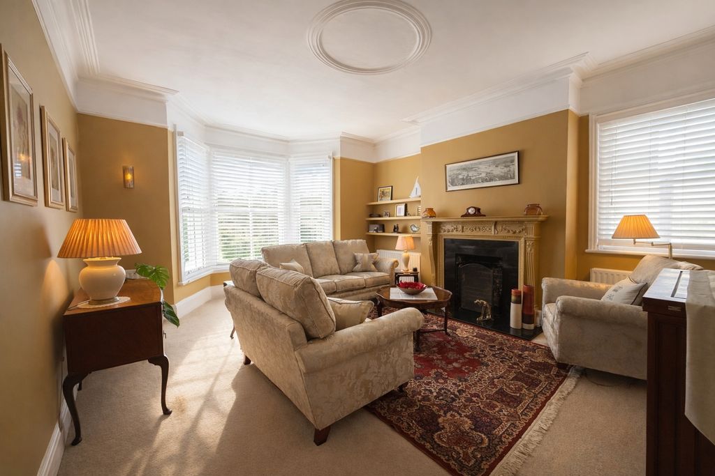 Property photo 3 of 21