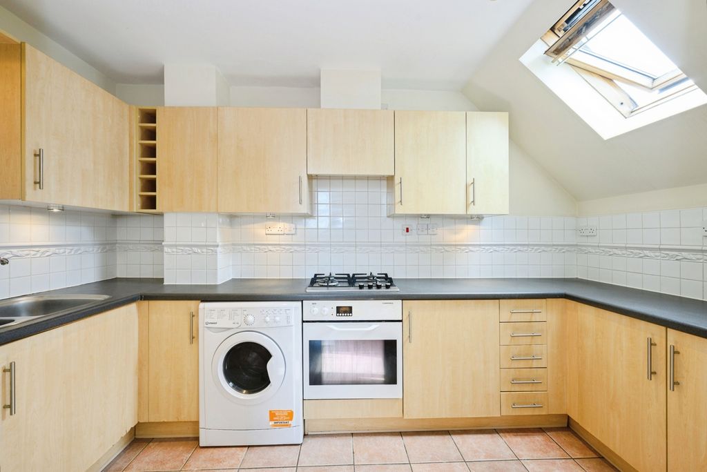 Property photo 3 of 13 Pbox-Img.Jpg