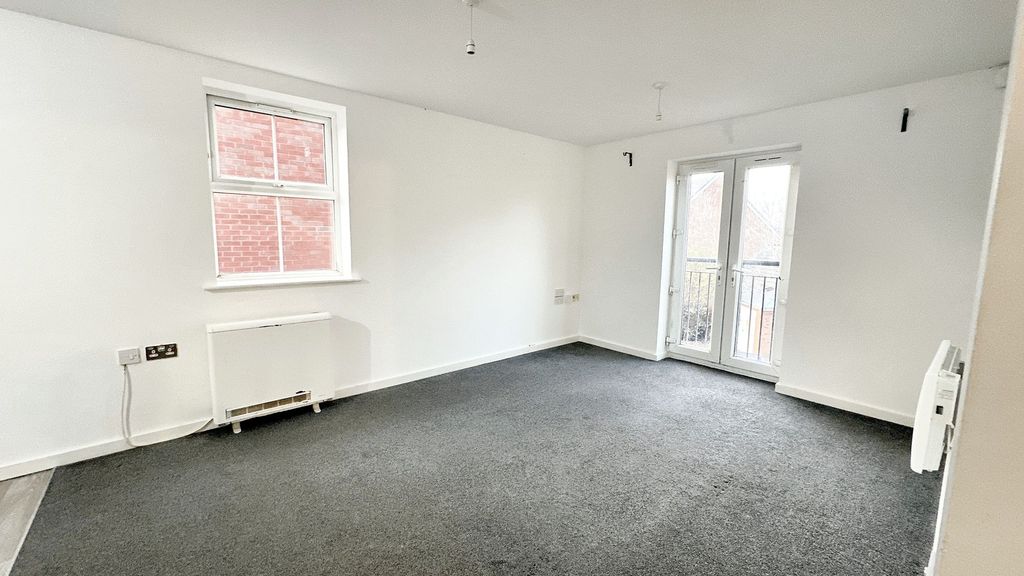 Property photo 3 of 8 Reception Room