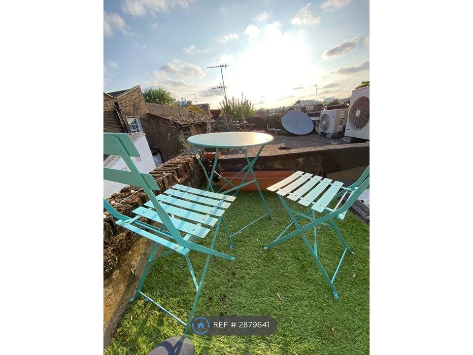 Property photo 2 of 15 Roof Terrace (Shared With One Other Flat)