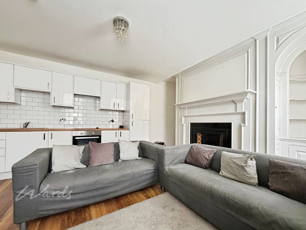 Property photo 3 of 5 High 124 Lounge 1...