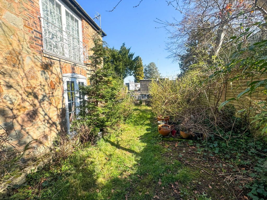 Property photo 3 of 18