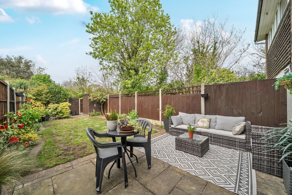 Property photo 3 of 17 1441462-11-69E21A...