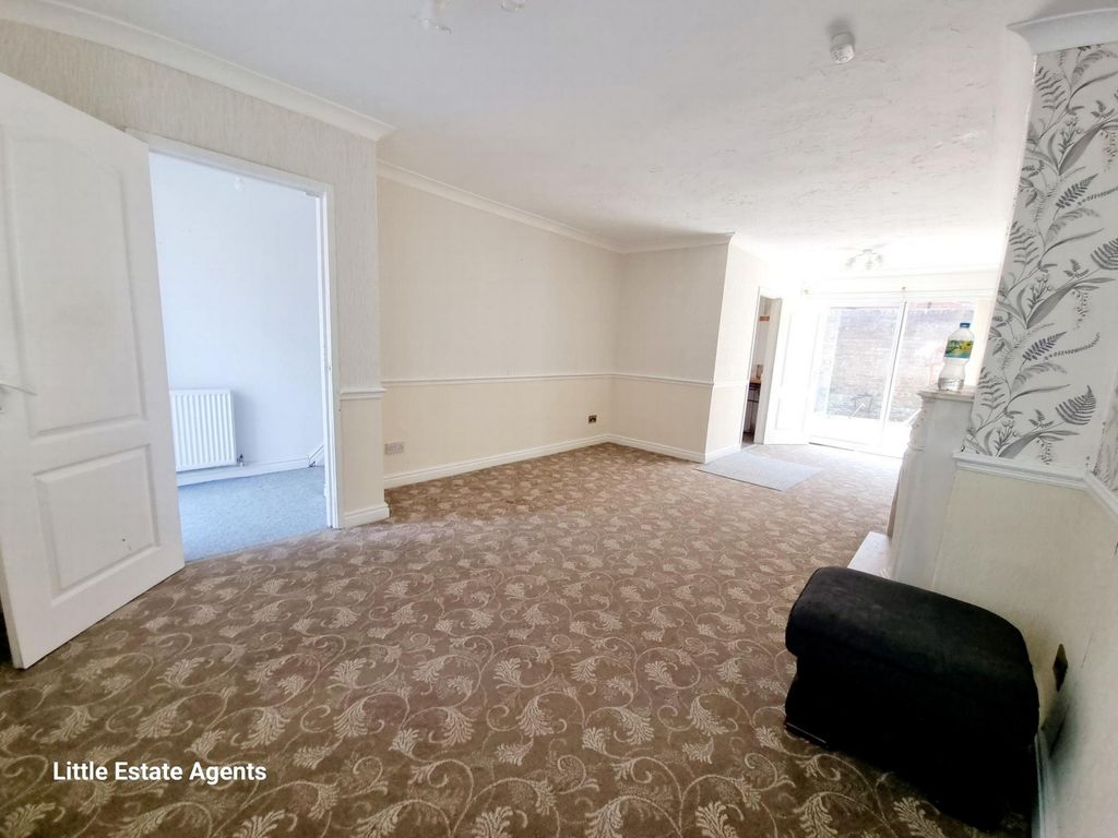 Property photo 3 of 16 Photo 3