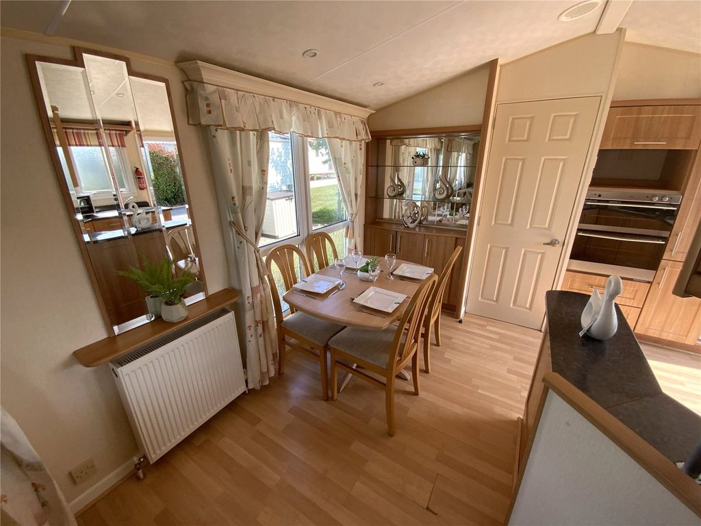 Property photo 3 of 9 Picture No. 13