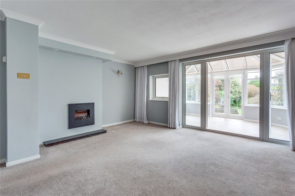 Property photo 3 of 15 Living/Dining Room