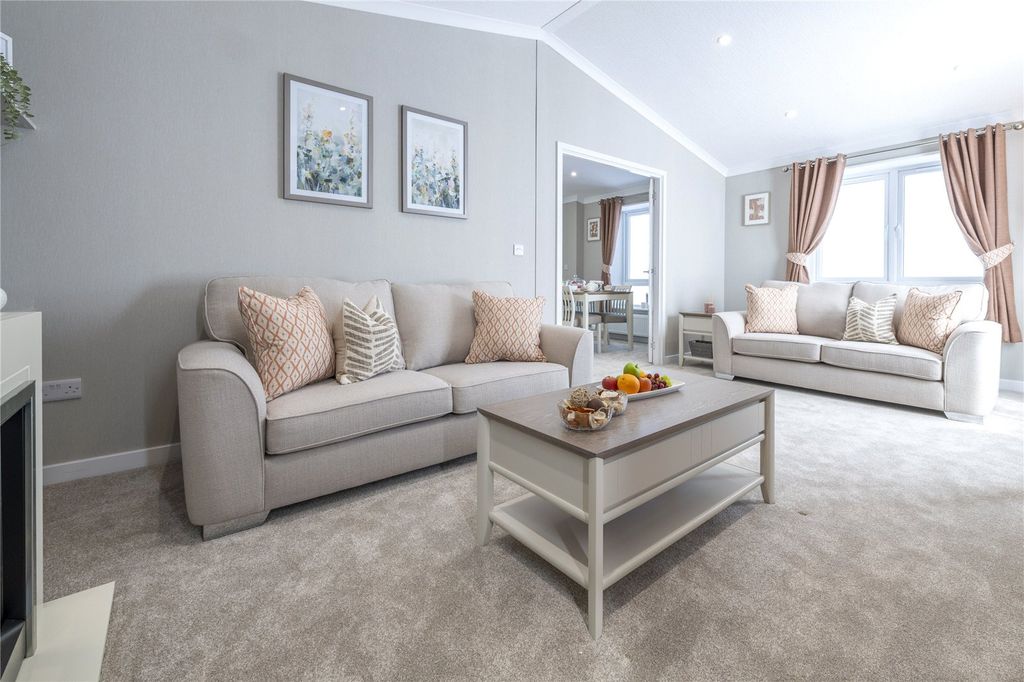 Property photo 3 of 18 Picture No. 47