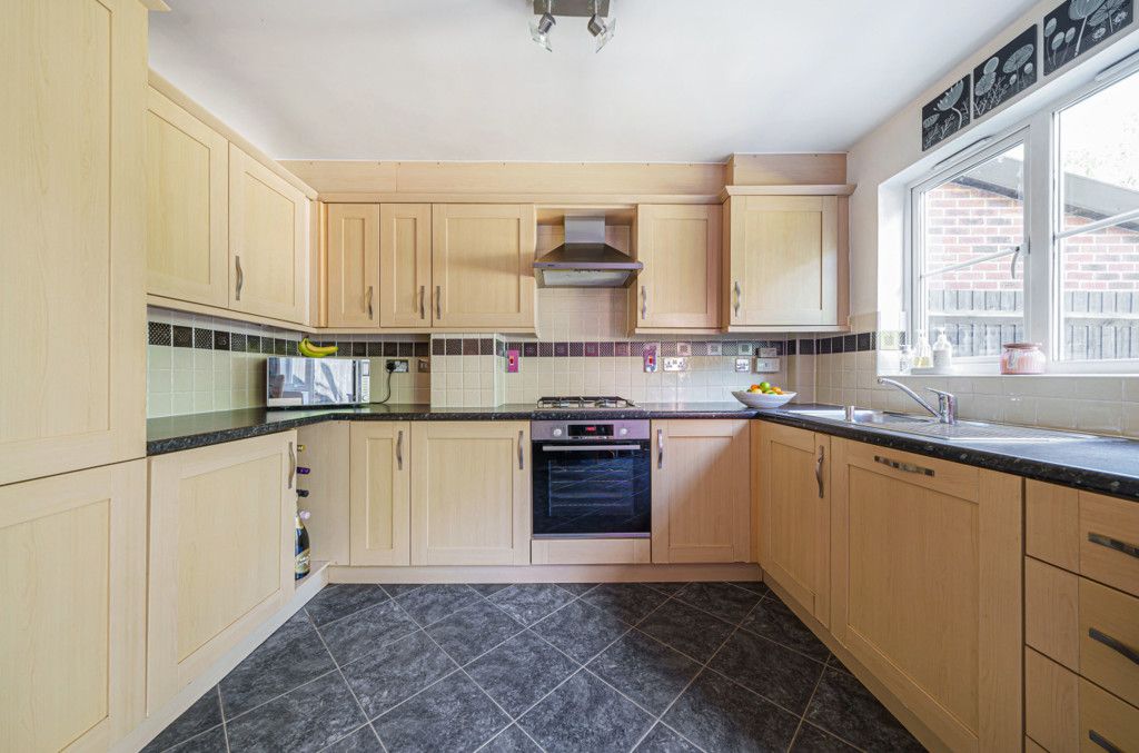 Property photo 2 of 21 1026531 (5)c.Jpg