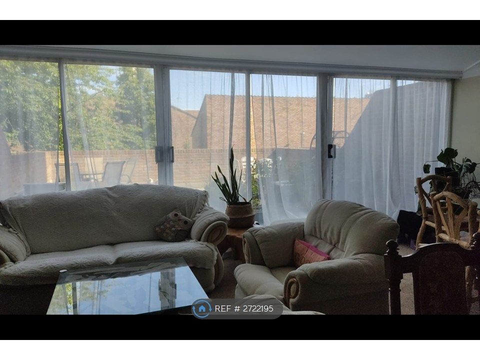 Property photo 3 of 3