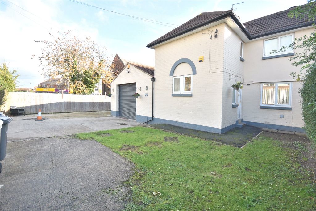 Property photo 1 of 17 Picture No. 22