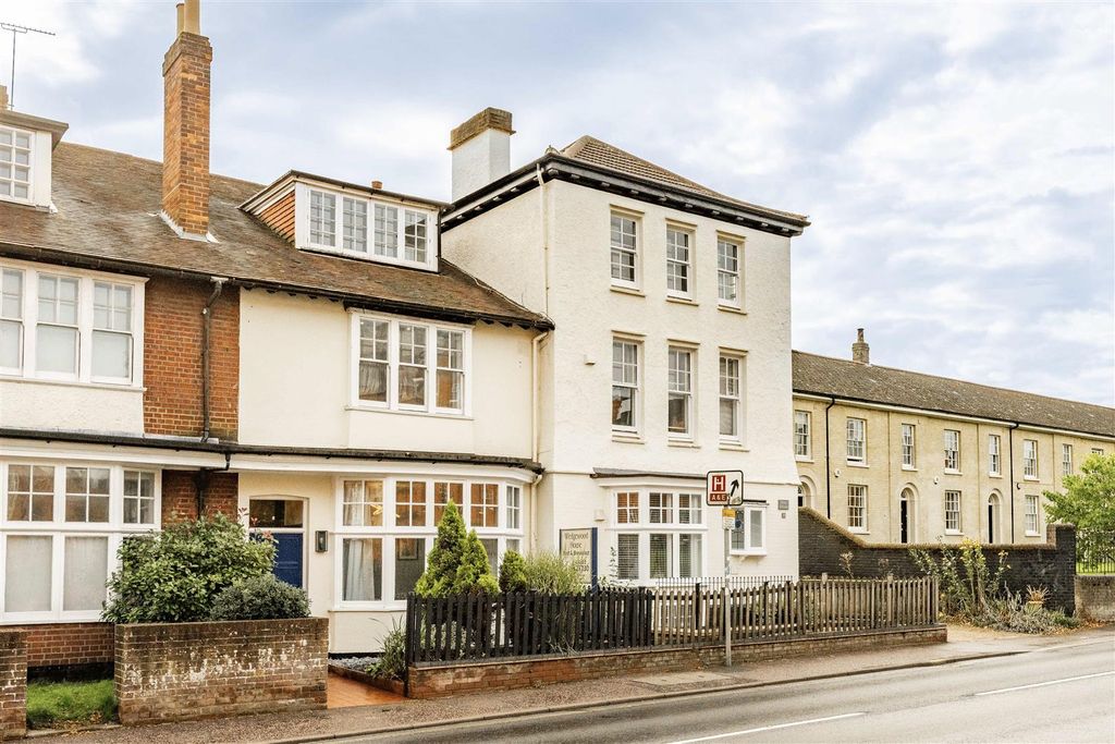 Property photo 1 of 10 Wedgewood House (No Watermarks)-32.Jpg