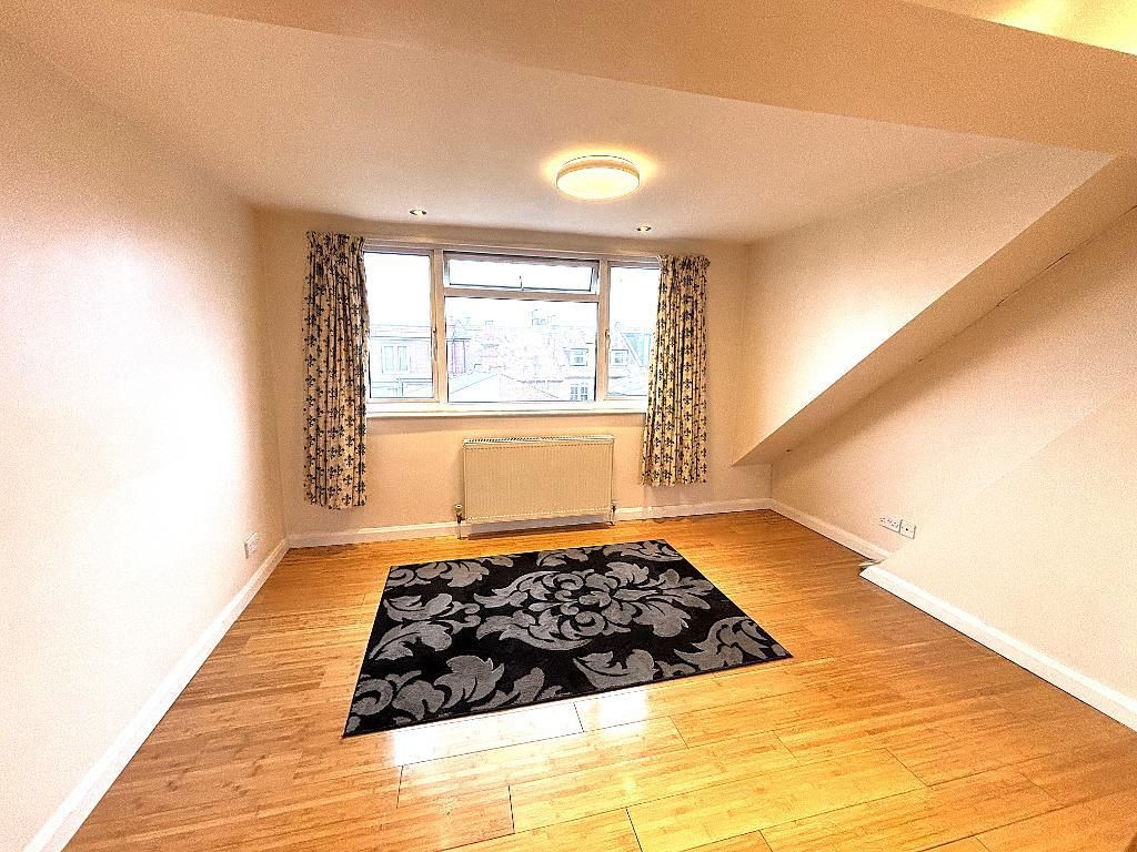 Property photo 2 of 9 Photo 2