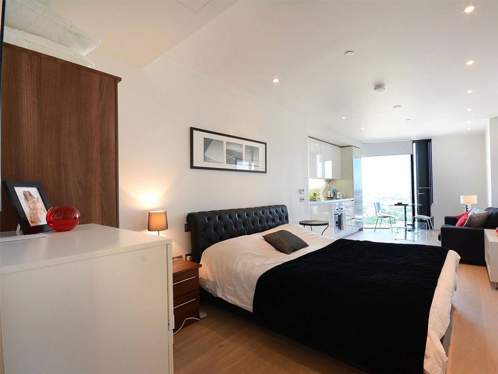 Property photo 3 of 6