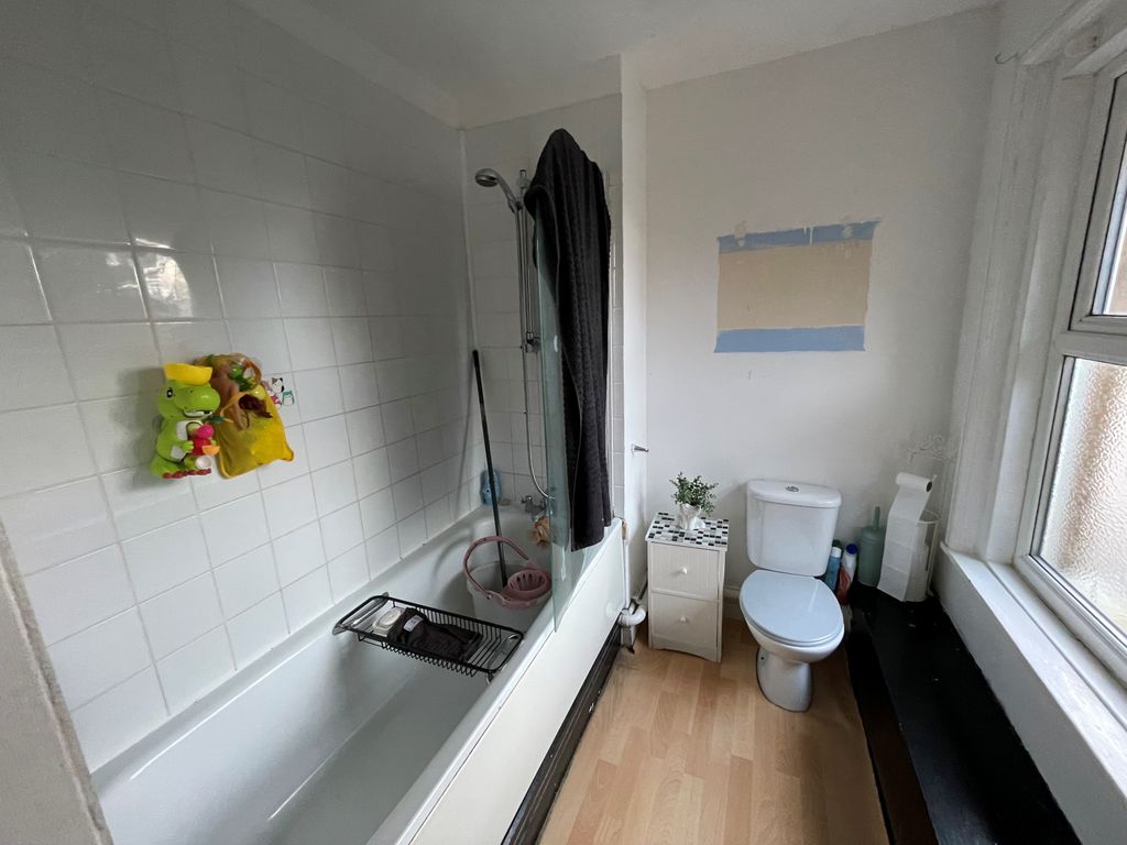 Property photo 3 of 3