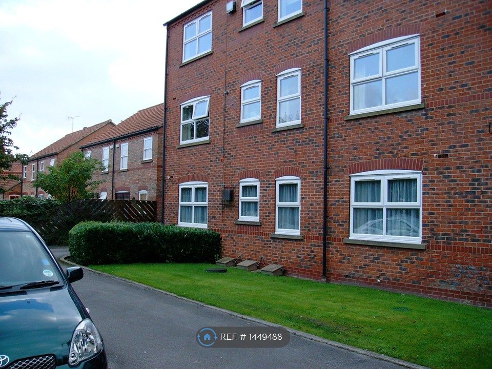 Property photo 2 of 11 Rear Elevation From Private Car Park