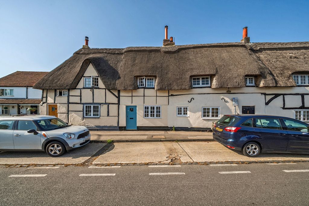 Property photo 2 of 13