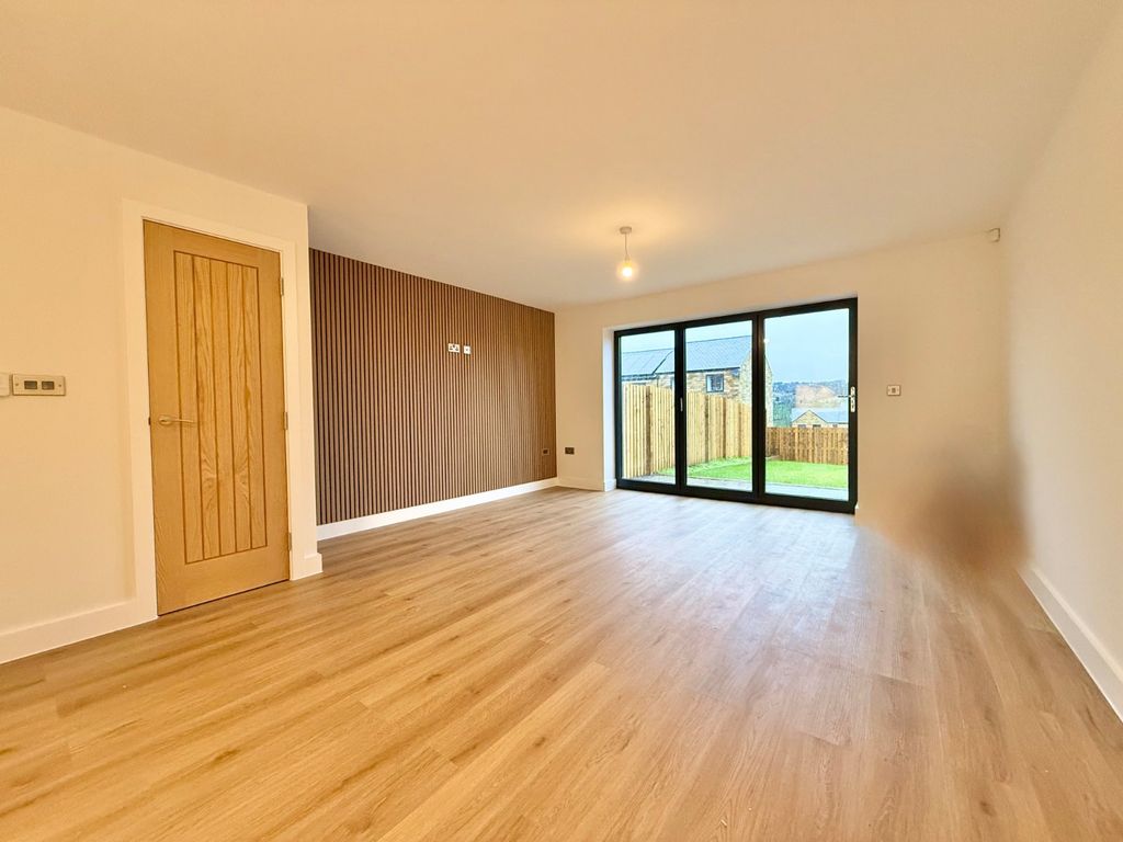 Property photo 2 of 17 Picture No. 13