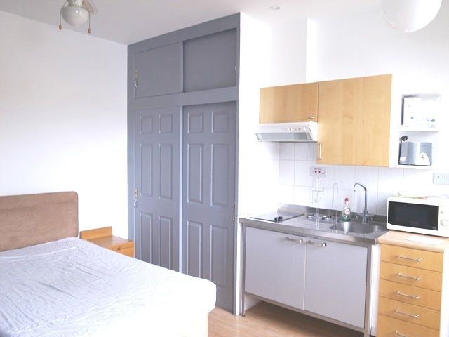Property photo 2 of 6